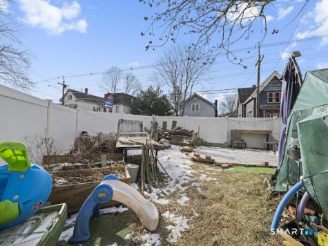 182 Broad Street Norwich CT 06360