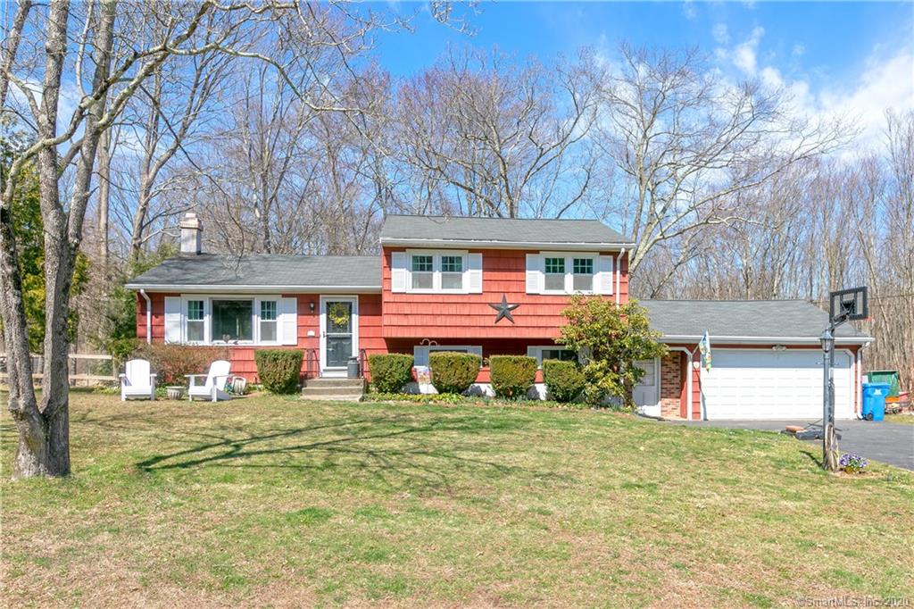 12 Barton Road Monroe CT 06468