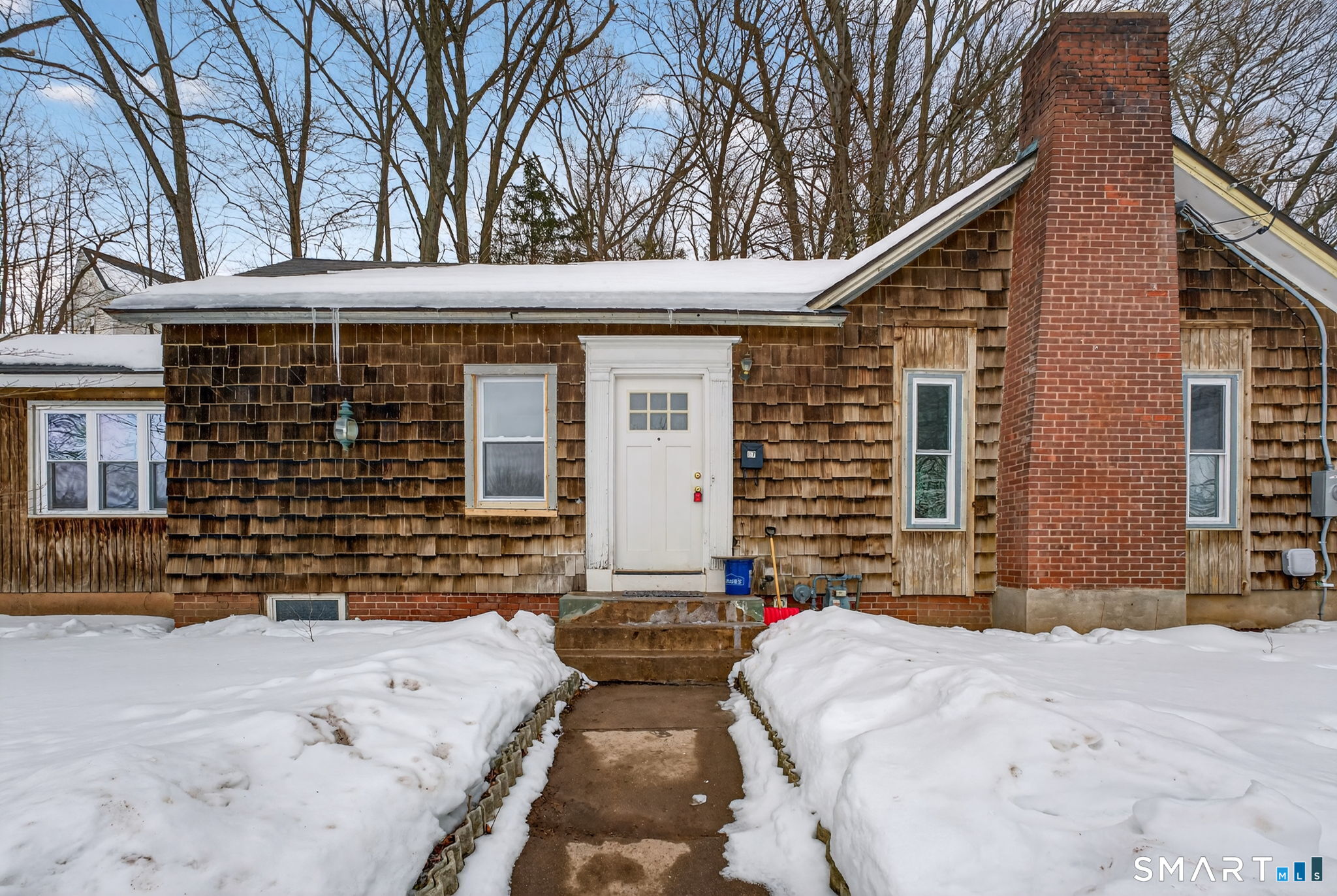 87 West Street Manchester CT 06040