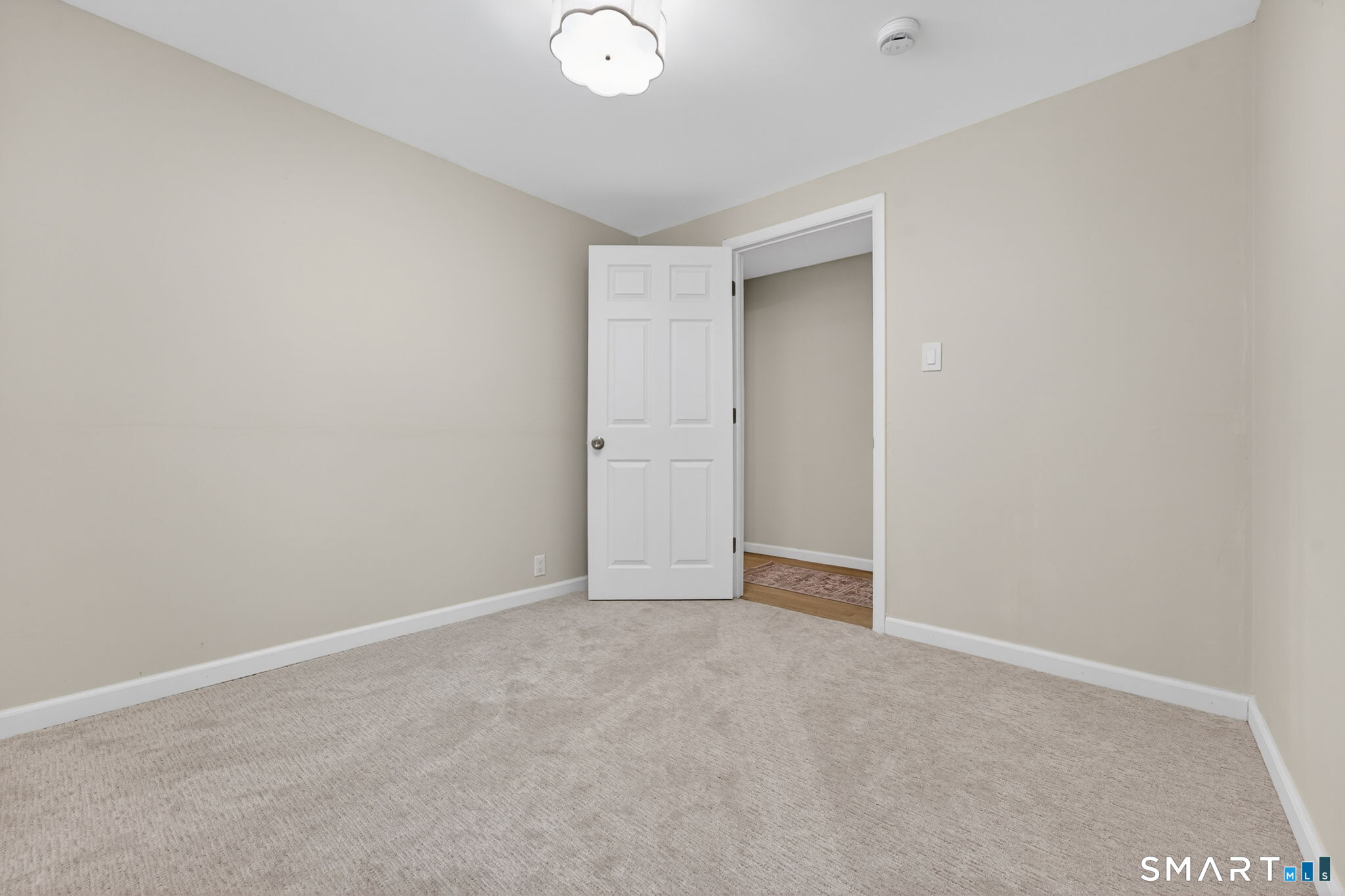 87 West Street Manchester CT 06040