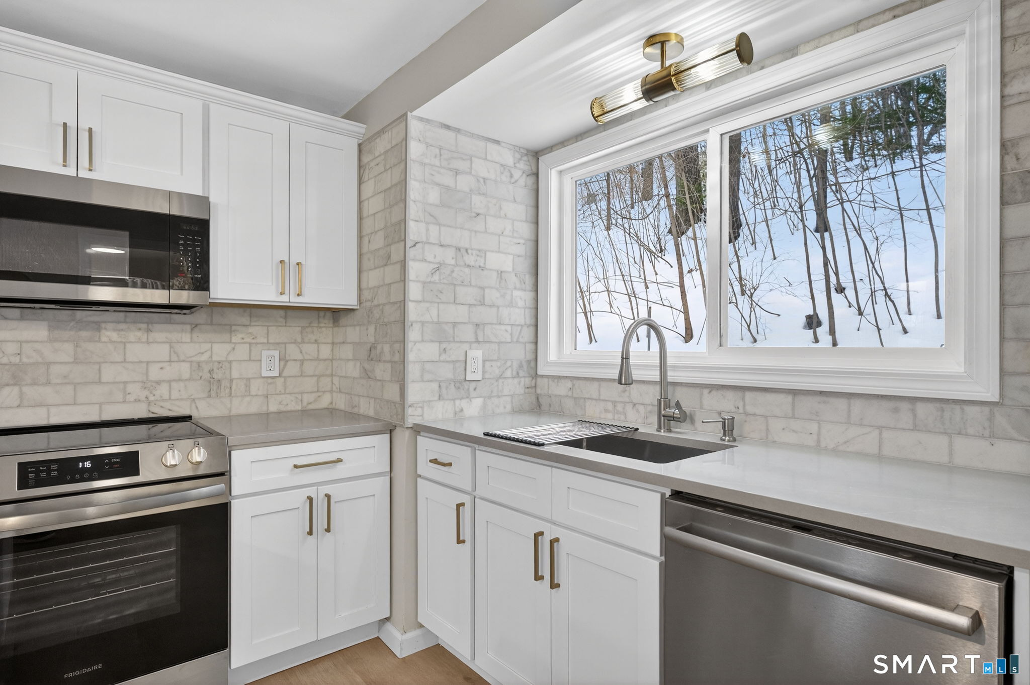 87 West Street Manchester CT 06040