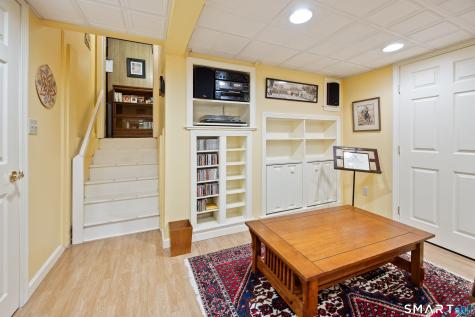 19 Tanglewood Road Farmington CT 06032