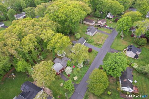 19 Tanglewood Road Farmington CT 06032