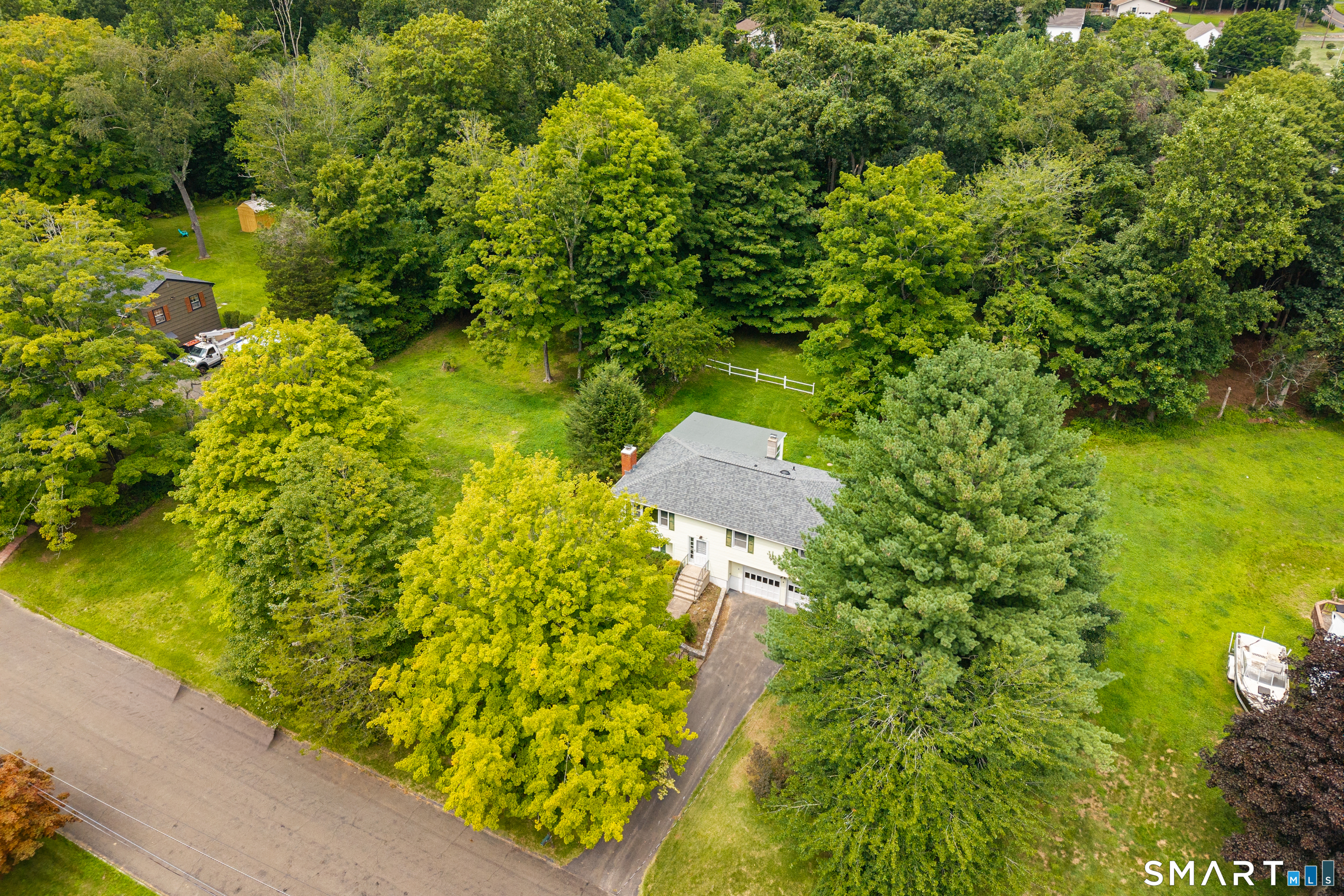15 Driftwood Lane North Branford CT 06437