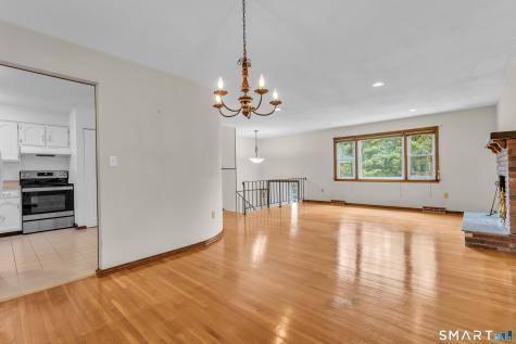 15 Driftwood Lane North Branford CT 06437