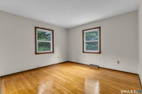 15 Driftwood Lane North Branford CT 06437