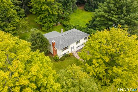 15 Driftwood Lane North Branford CT 06437