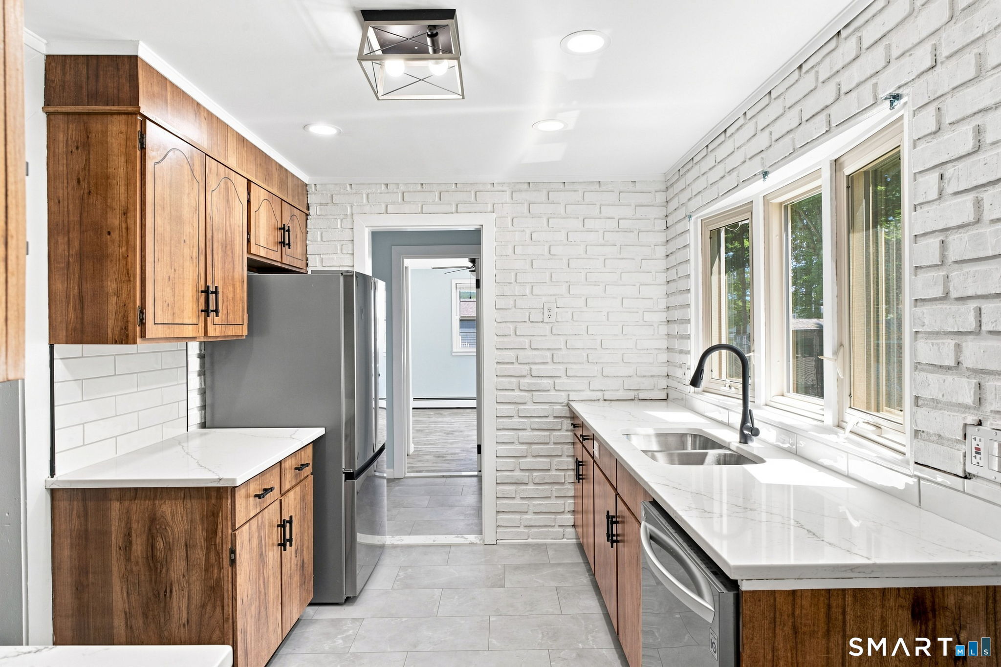 75 West Shore Road Ellington CT 06029