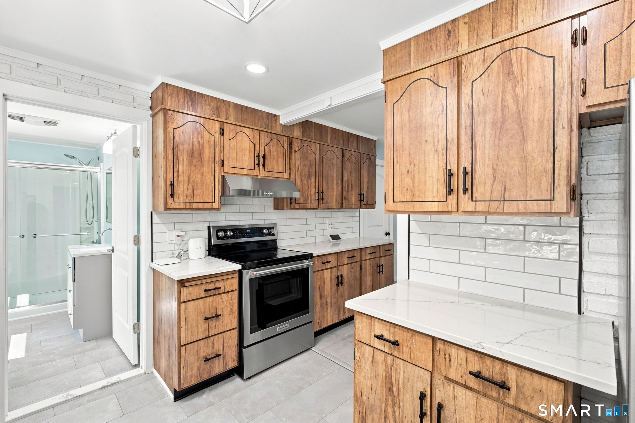 75 West Shore Road Ellington CT 06029