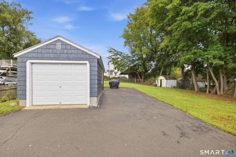 32 Jubilee Street New Britain CT 06051