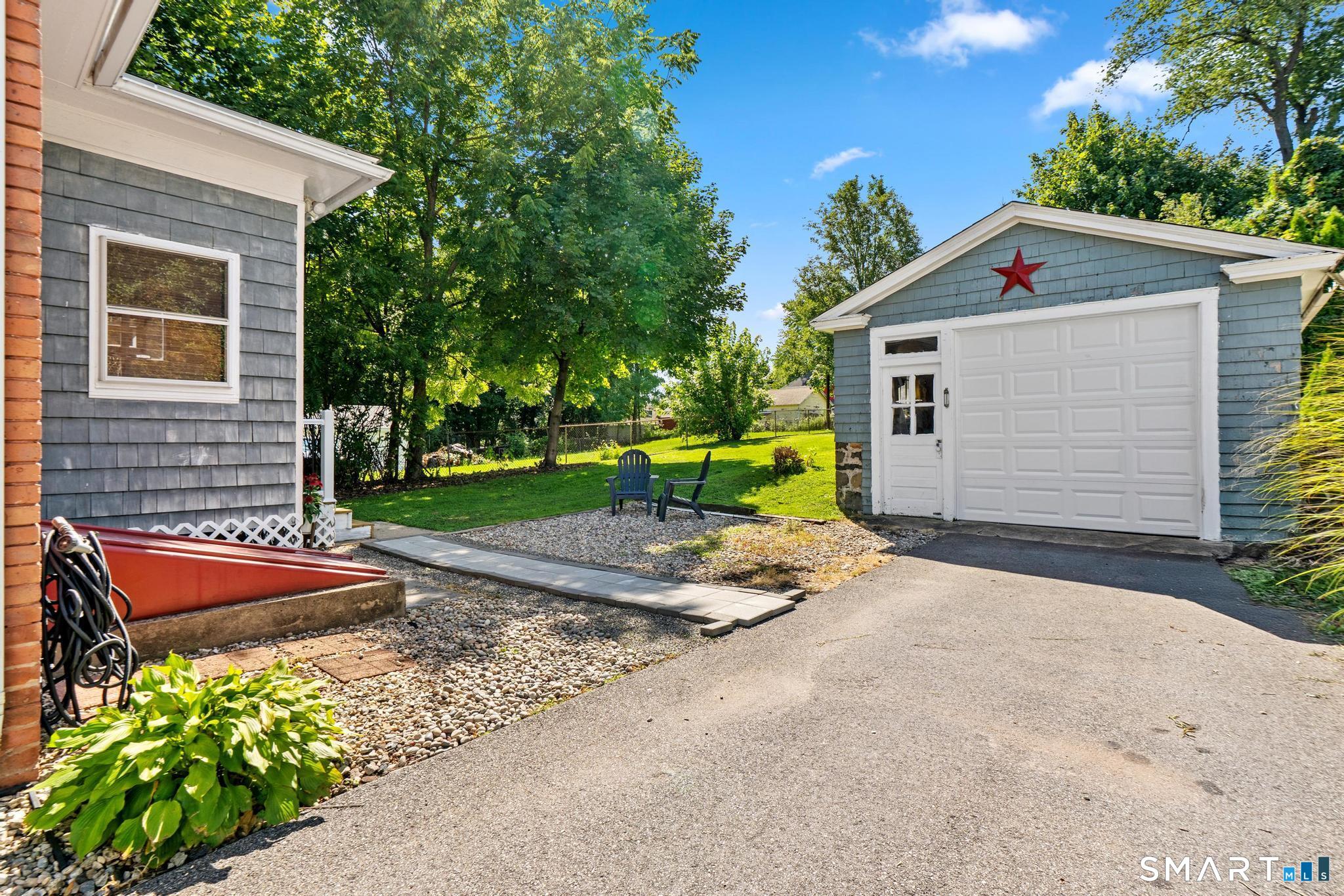 186 Francis Street New Britain CT 06053