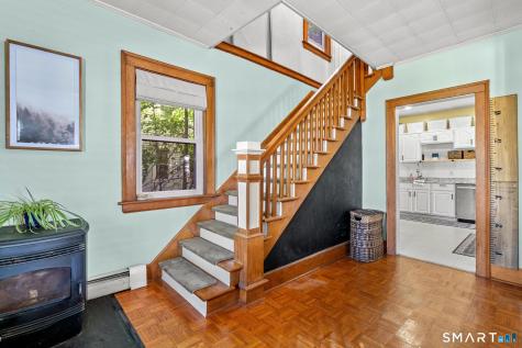 186 Francis Street New Britain CT 06053