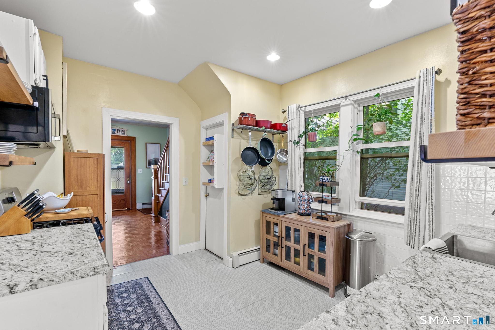 186 Francis Street New Britain CT 06053