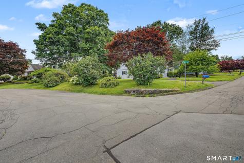 4 Ezra Road Danbury CT 06811