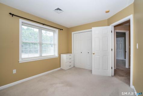 20 Cider Mill Heights Granby CT 06060