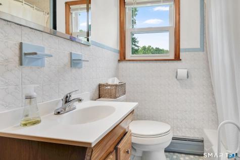 34 Litchfield Drive Enfield CT 06082