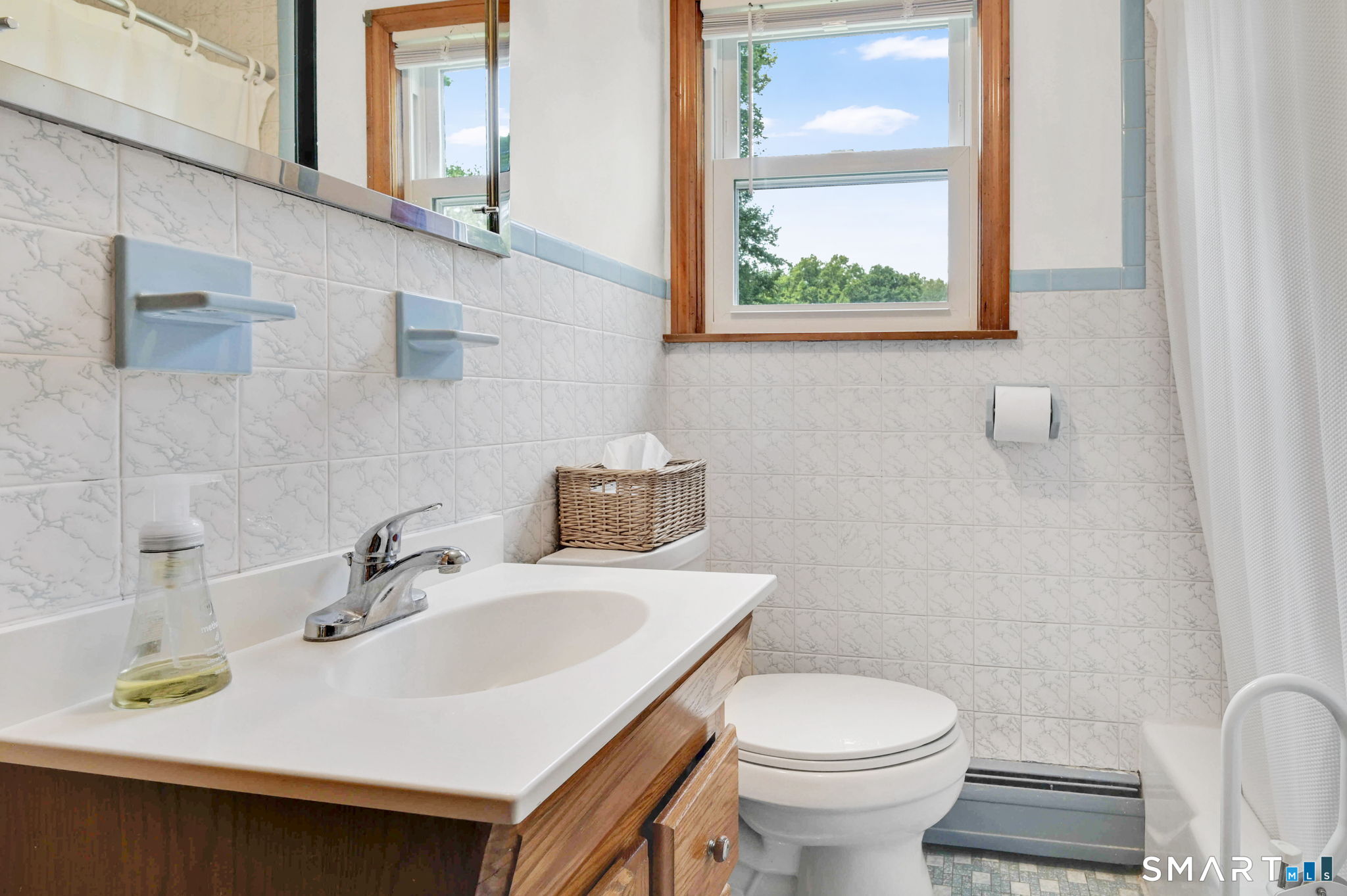 34 Litchfield Drive Enfield CT 06082