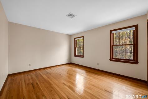 160 Woods Way Drive Southbury CT 06488