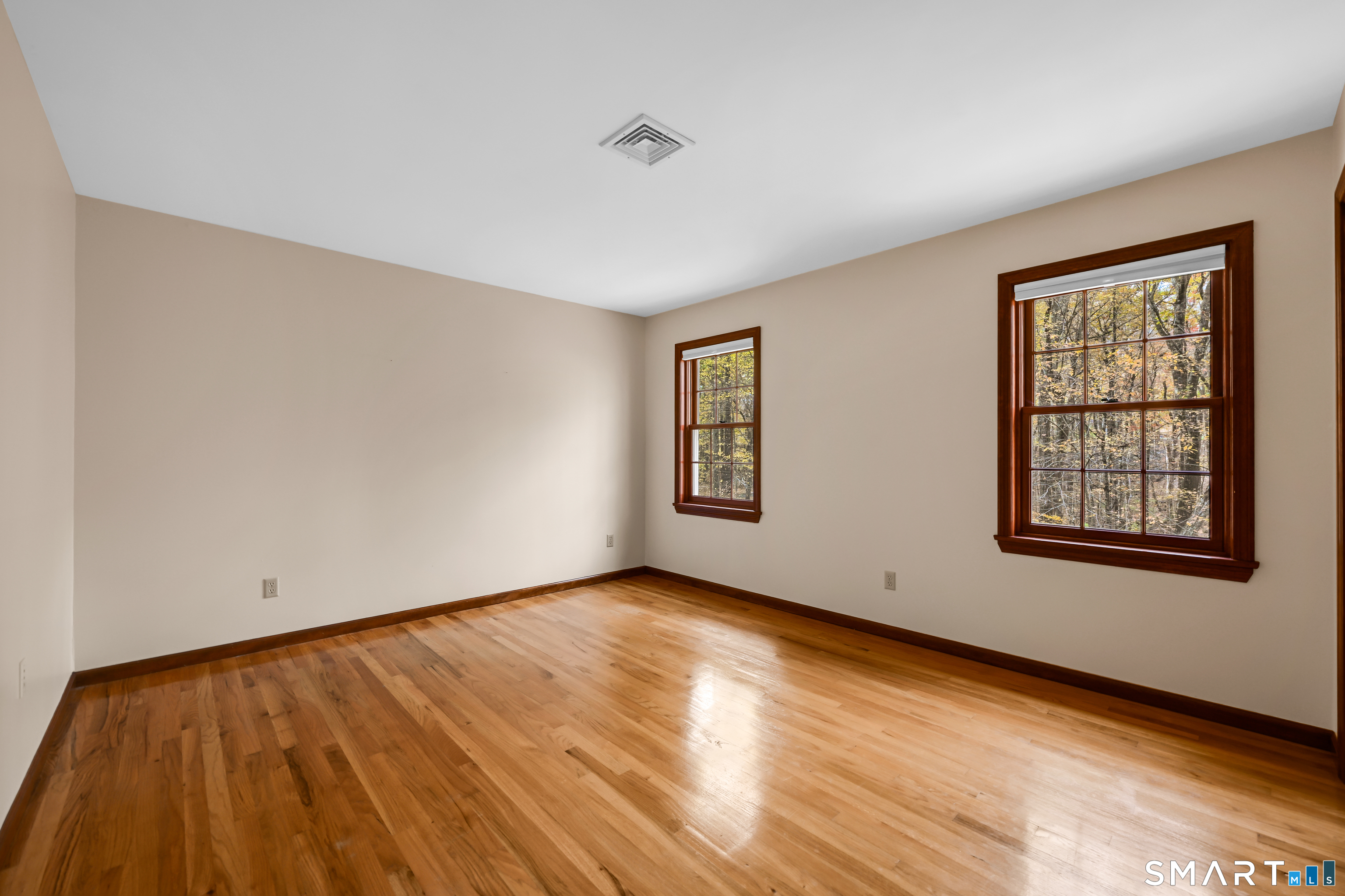 160 Woods Way Drive Southbury CT 06488