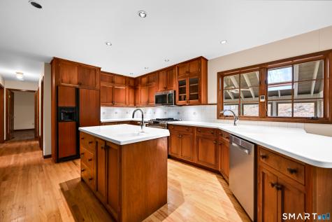 160 Woods Way Drive Southbury CT 06488
