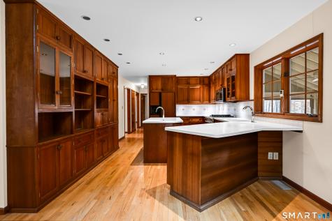 160 Woods Way Drive Southbury CT 06488