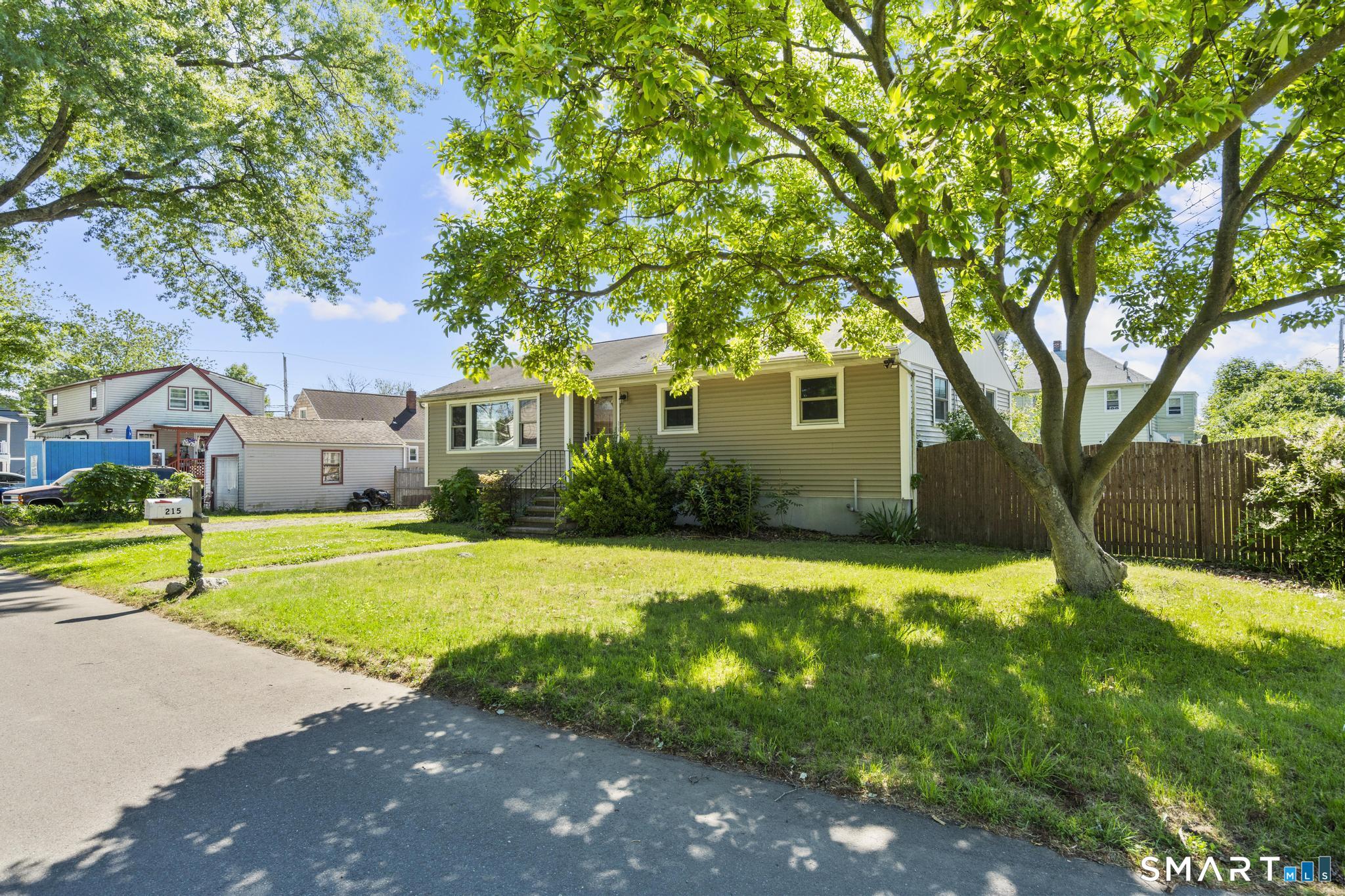 215 Wellington Street Stratford CT 06615