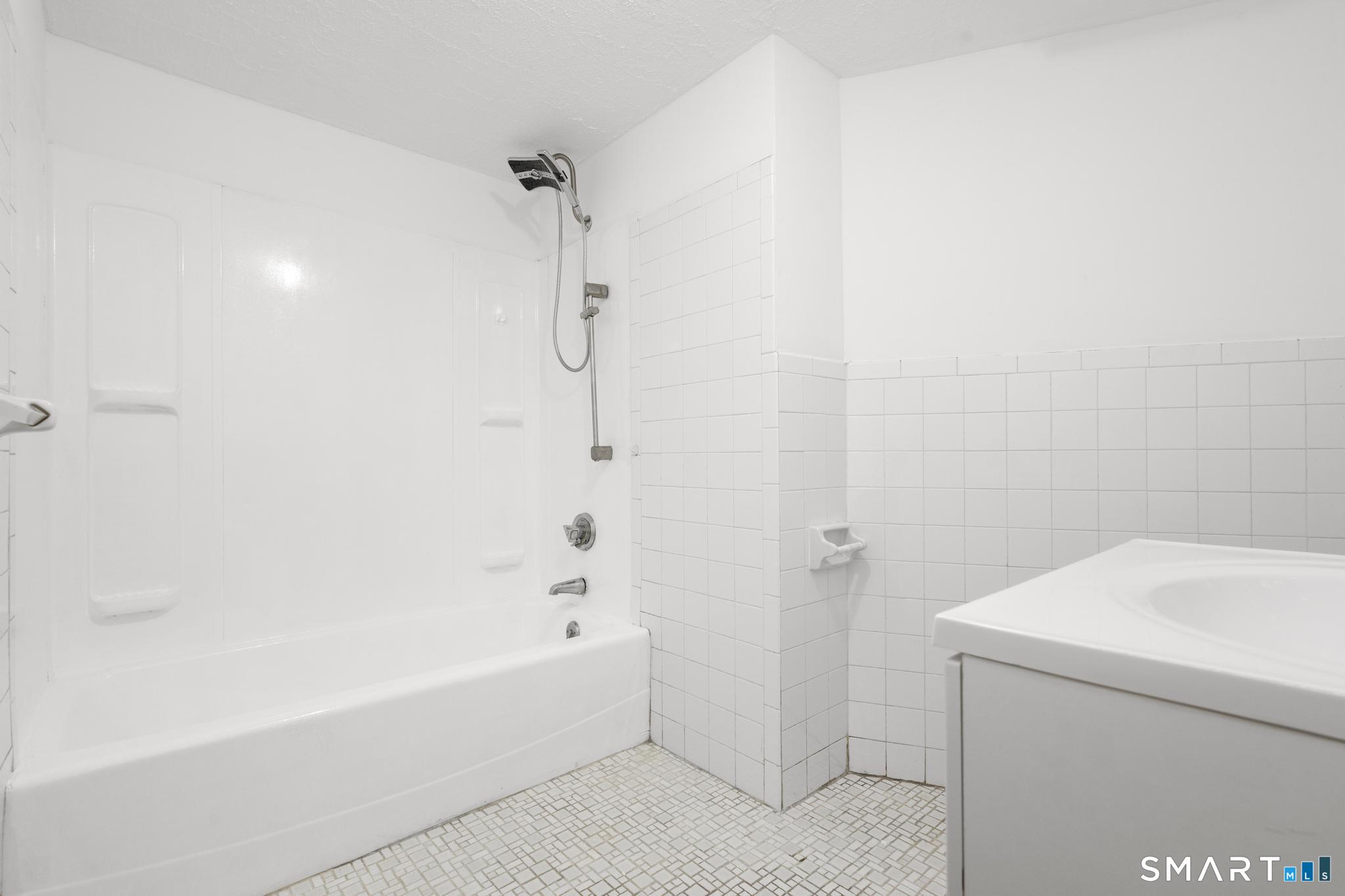 215 Wellington Street Stratford CT 06615
