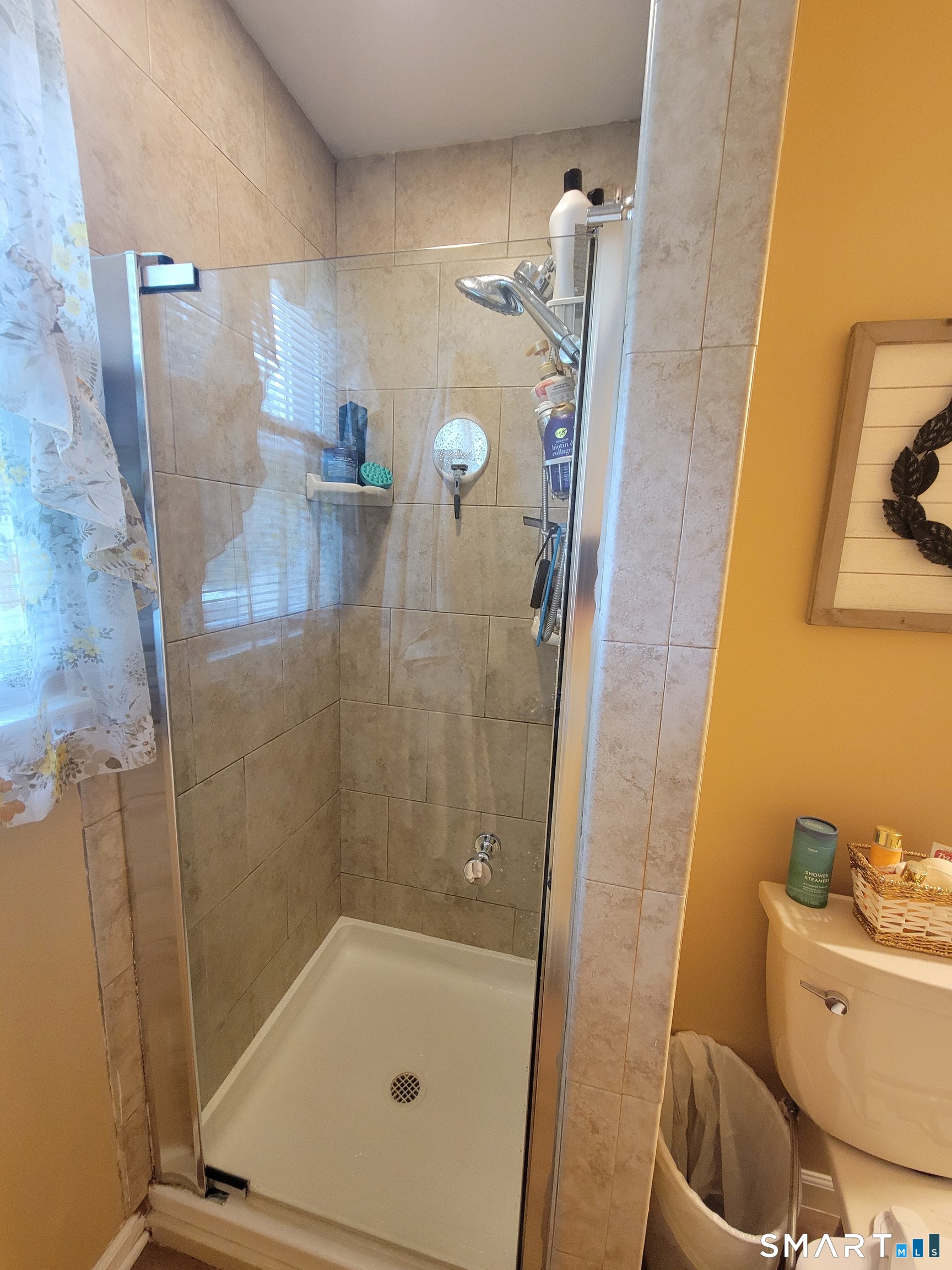 6 Sunnyside Drive North Branford CT 06471