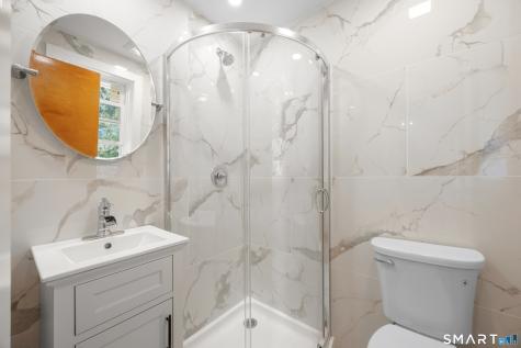 10 Jeanette Road Danbury CT 06811