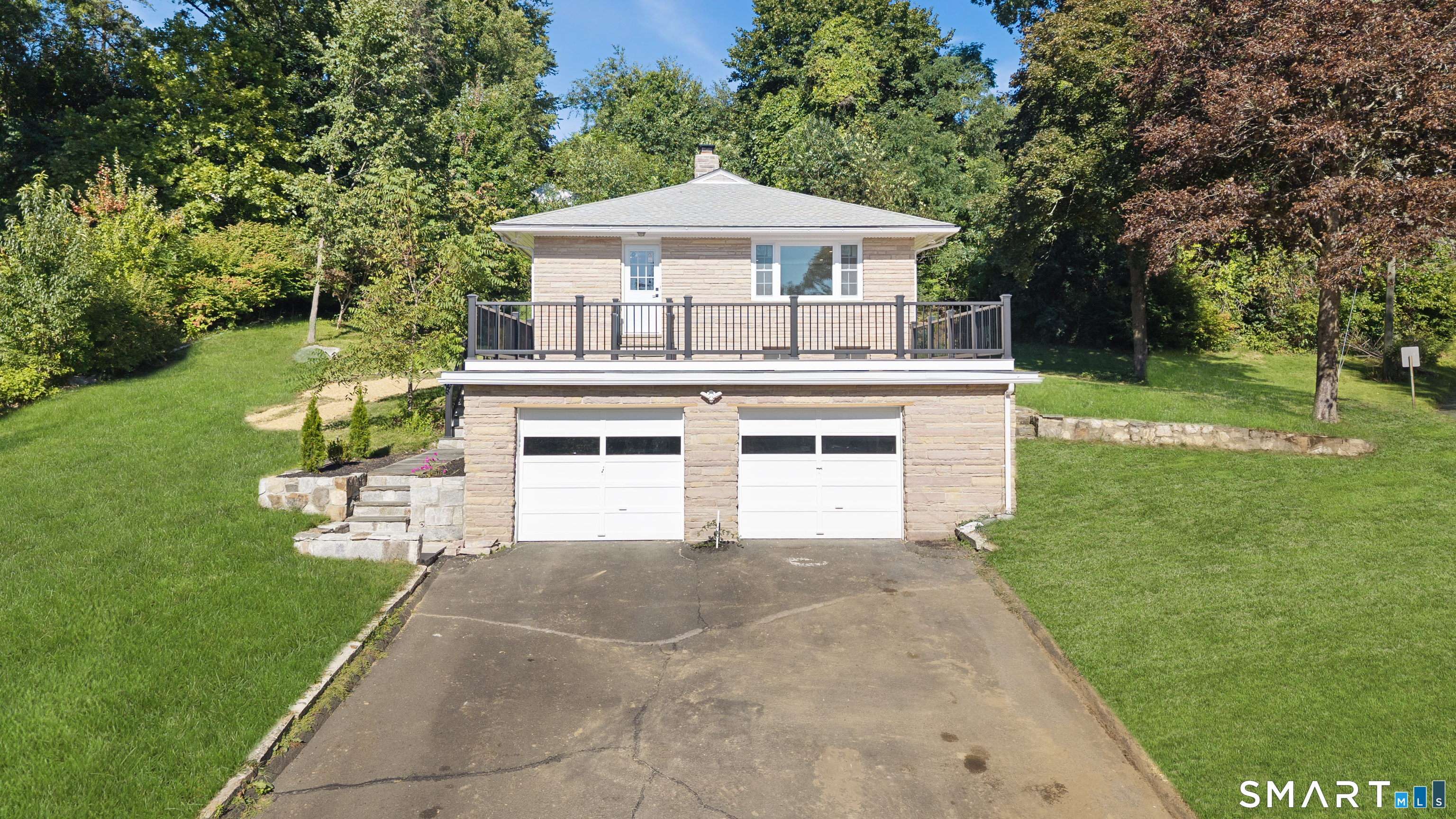 10 Jeanette Road Danbury CT 06811