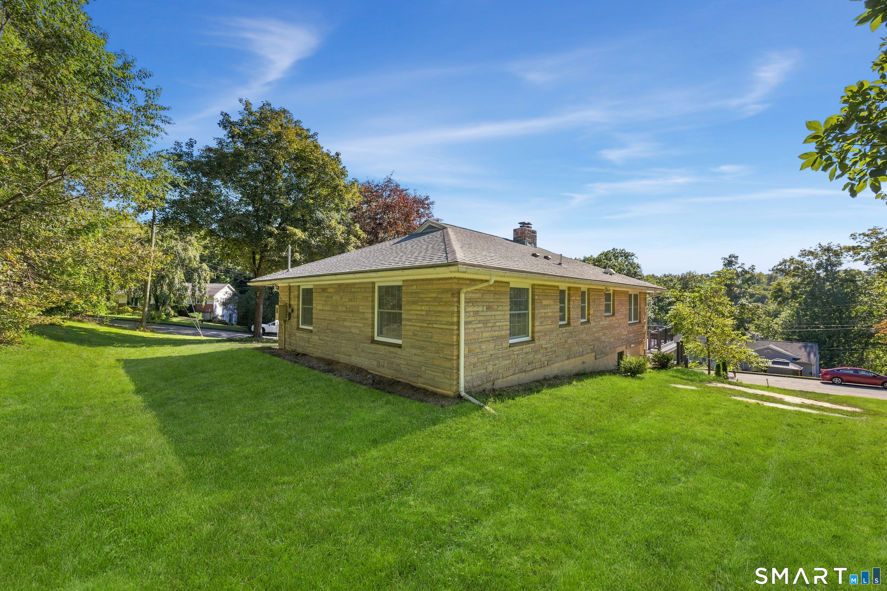 10 Jeanette Road Danbury CT 06811
