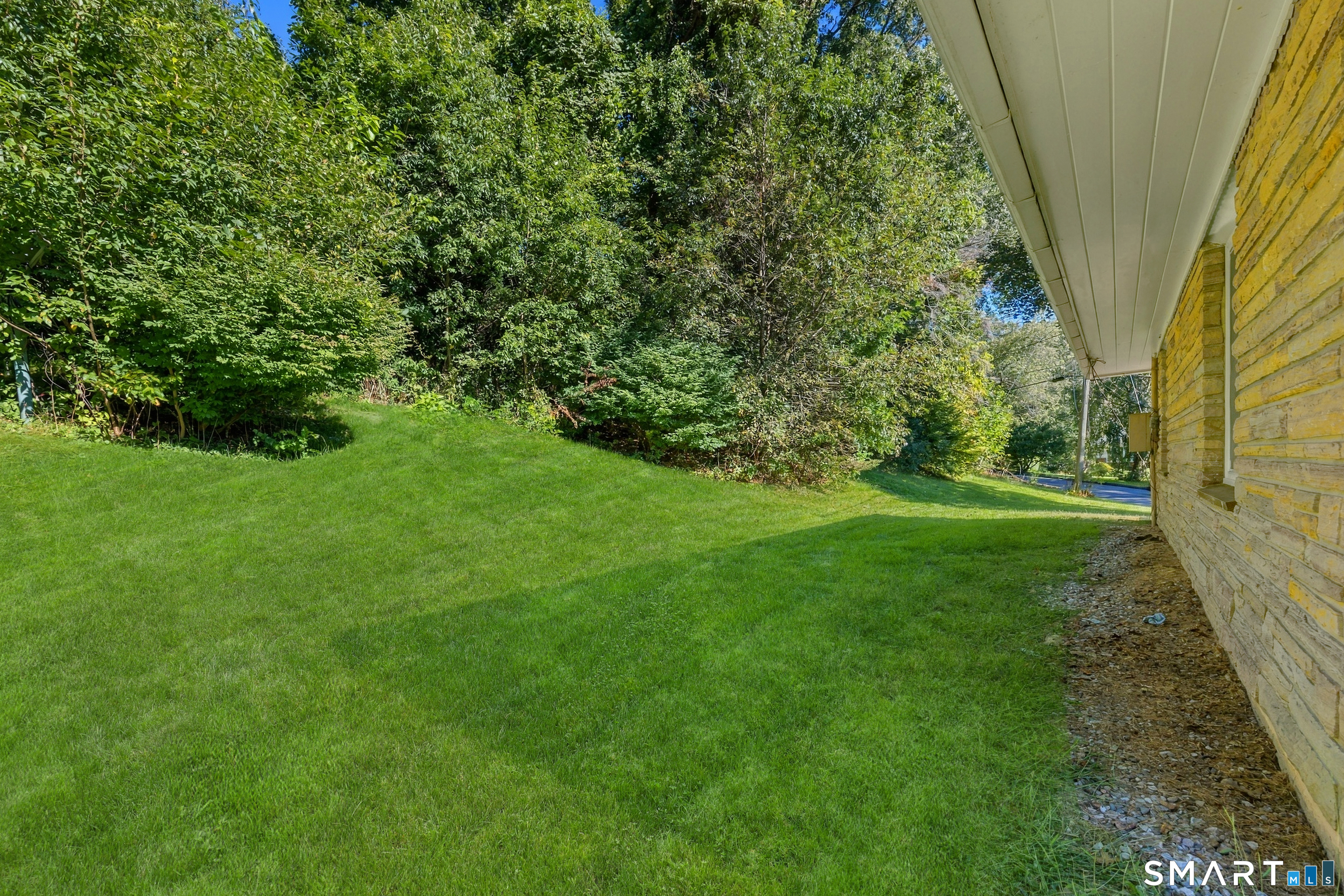 10 Jeanette Road Danbury CT 06811