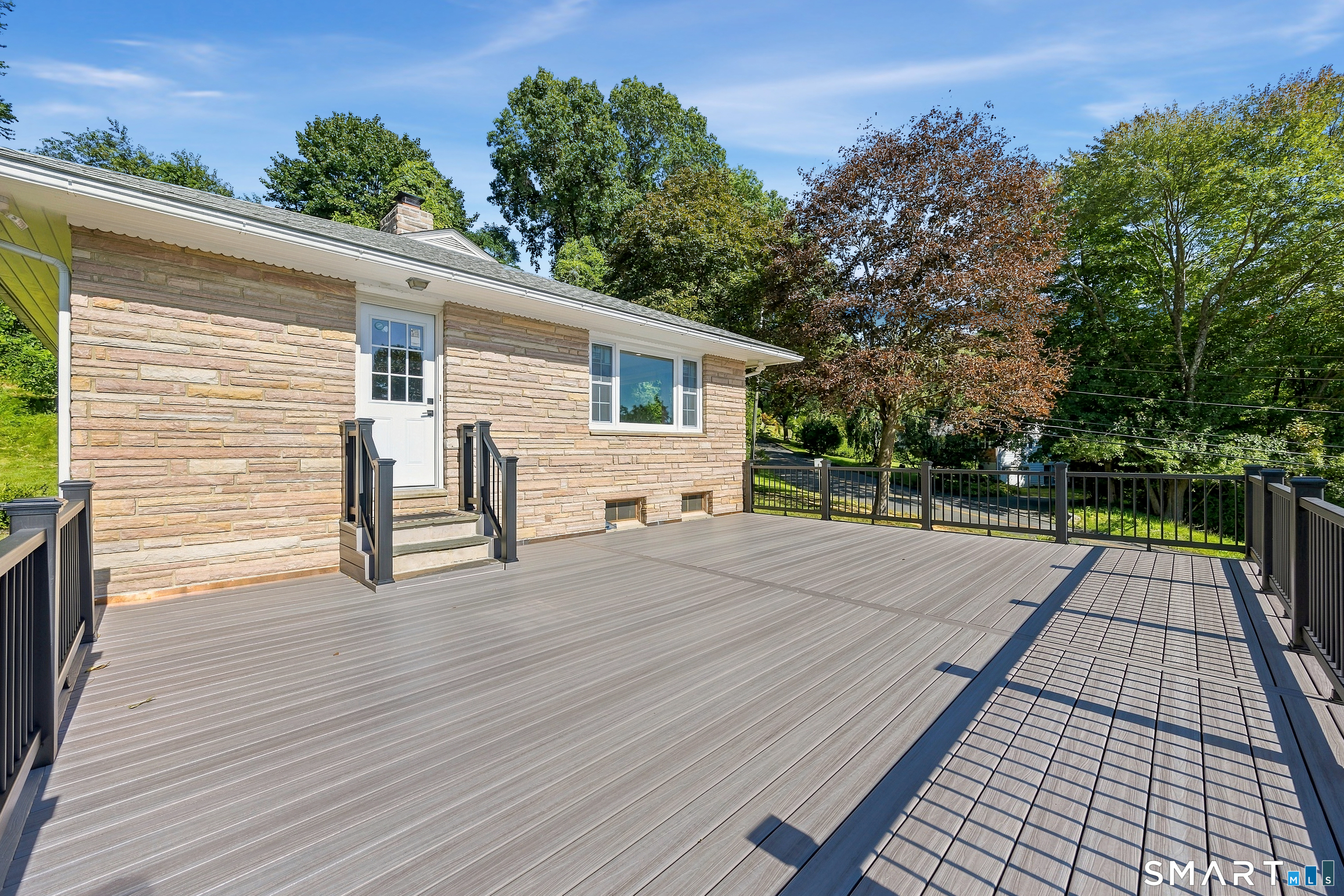 10 Jeanette Road Danbury CT 06811