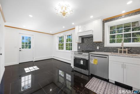 10 Jeanette Road Danbury CT 06811
