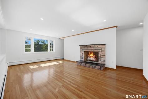 10 Jeanette Road Danbury CT 06811