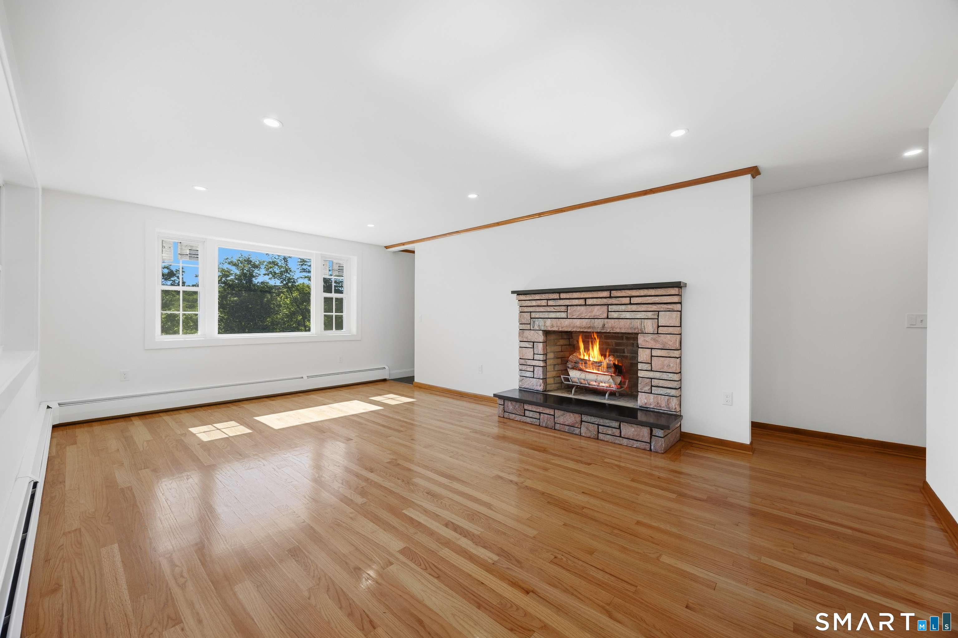 10 Jeanette Road Danbury CT 06811