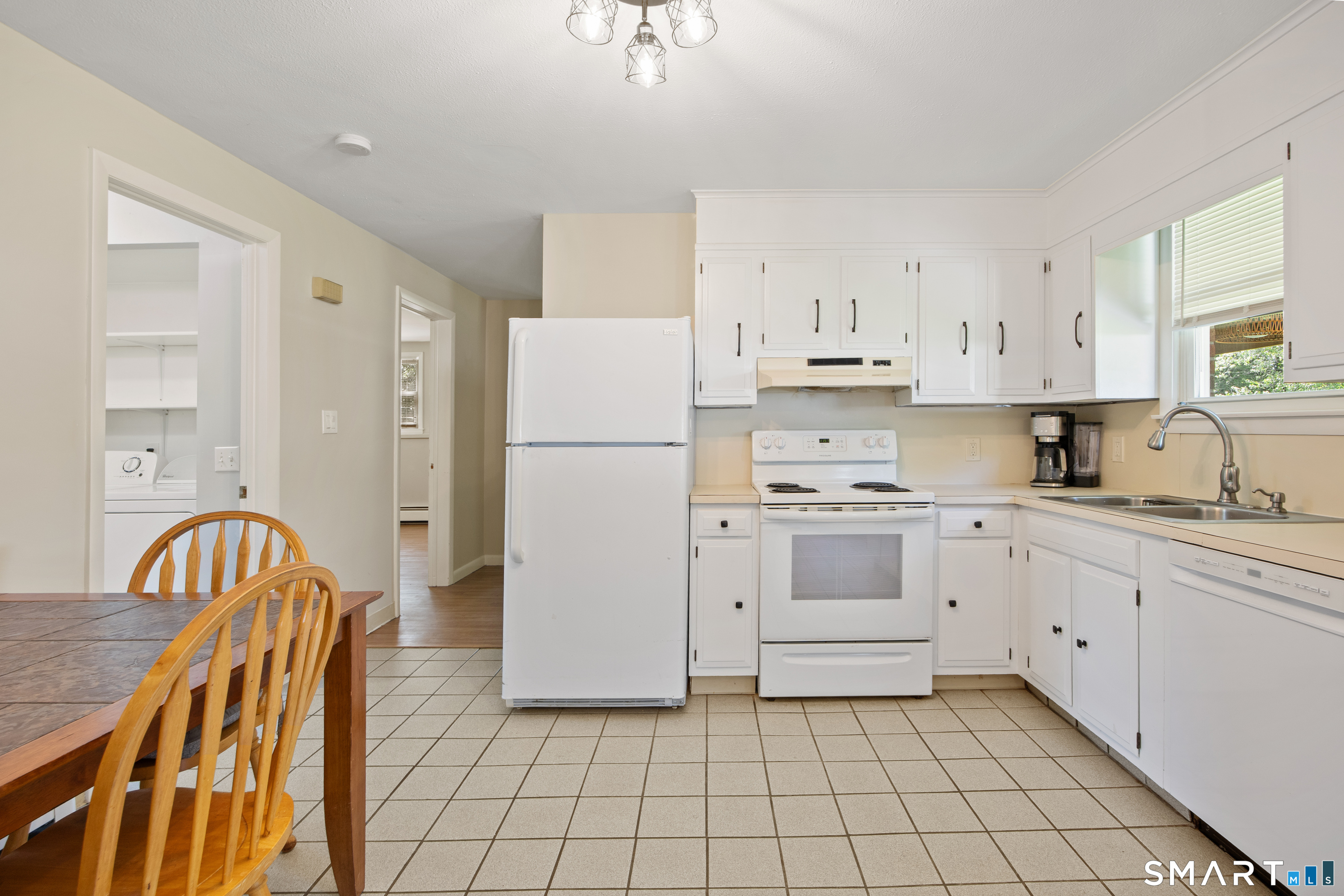 41 Clyde Street Watertown CT 06779