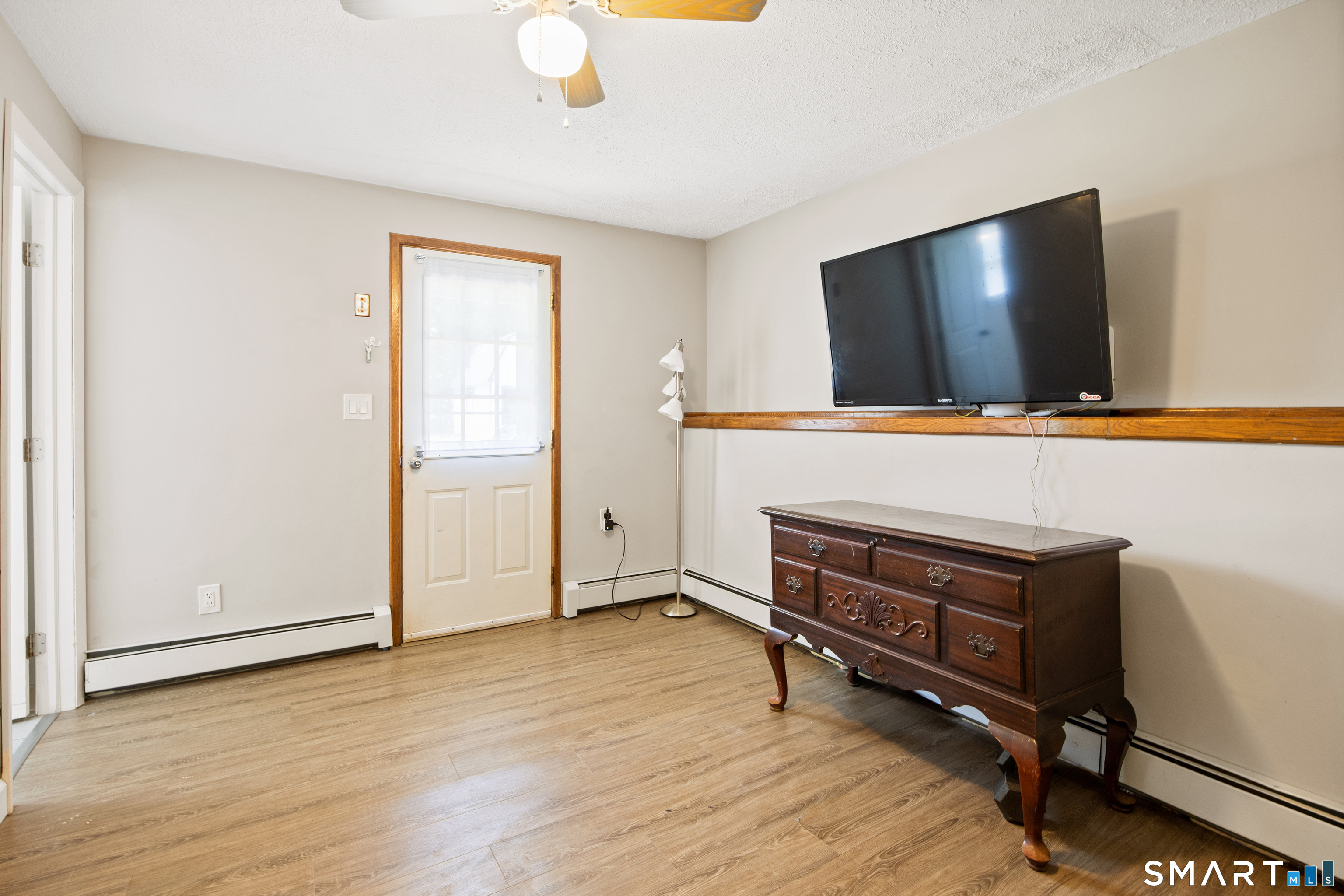 41 Clyde Street Watertown CT 06779