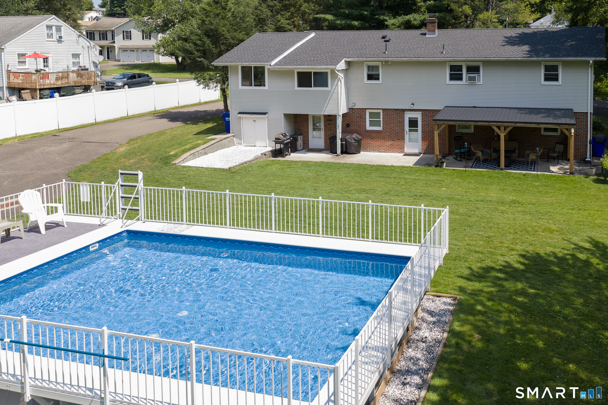 41 Clyde Street Watertown CT 06779