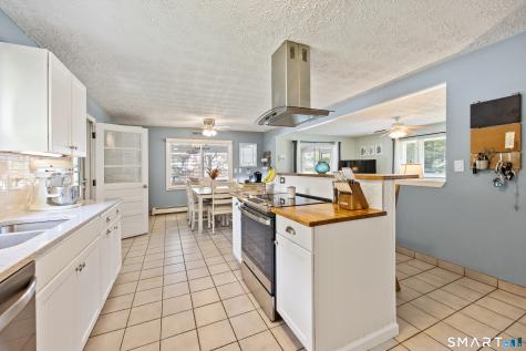 41 Clyde Street Watertown CT 06779