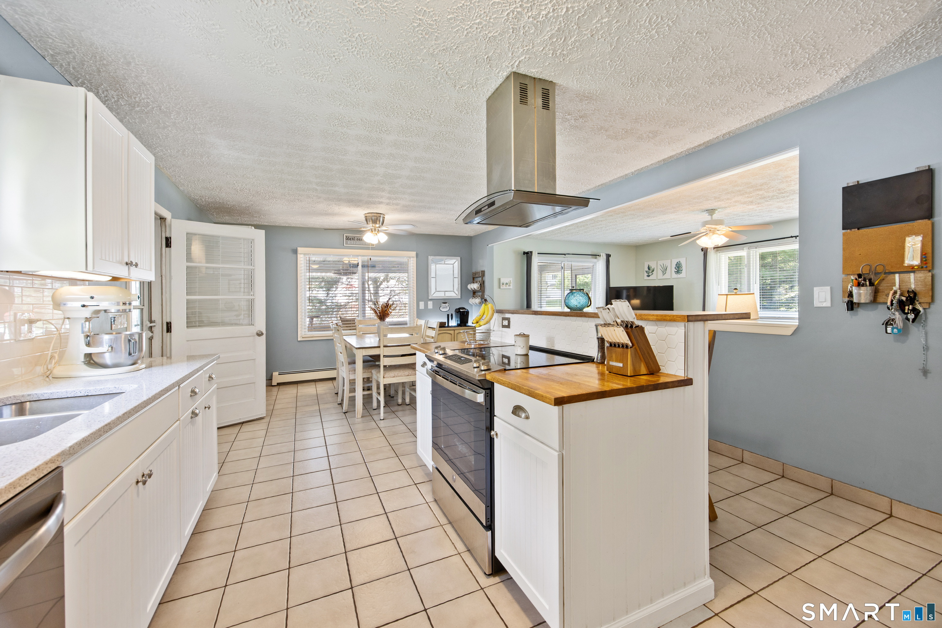41 Clyde Street Watertown CT 06779