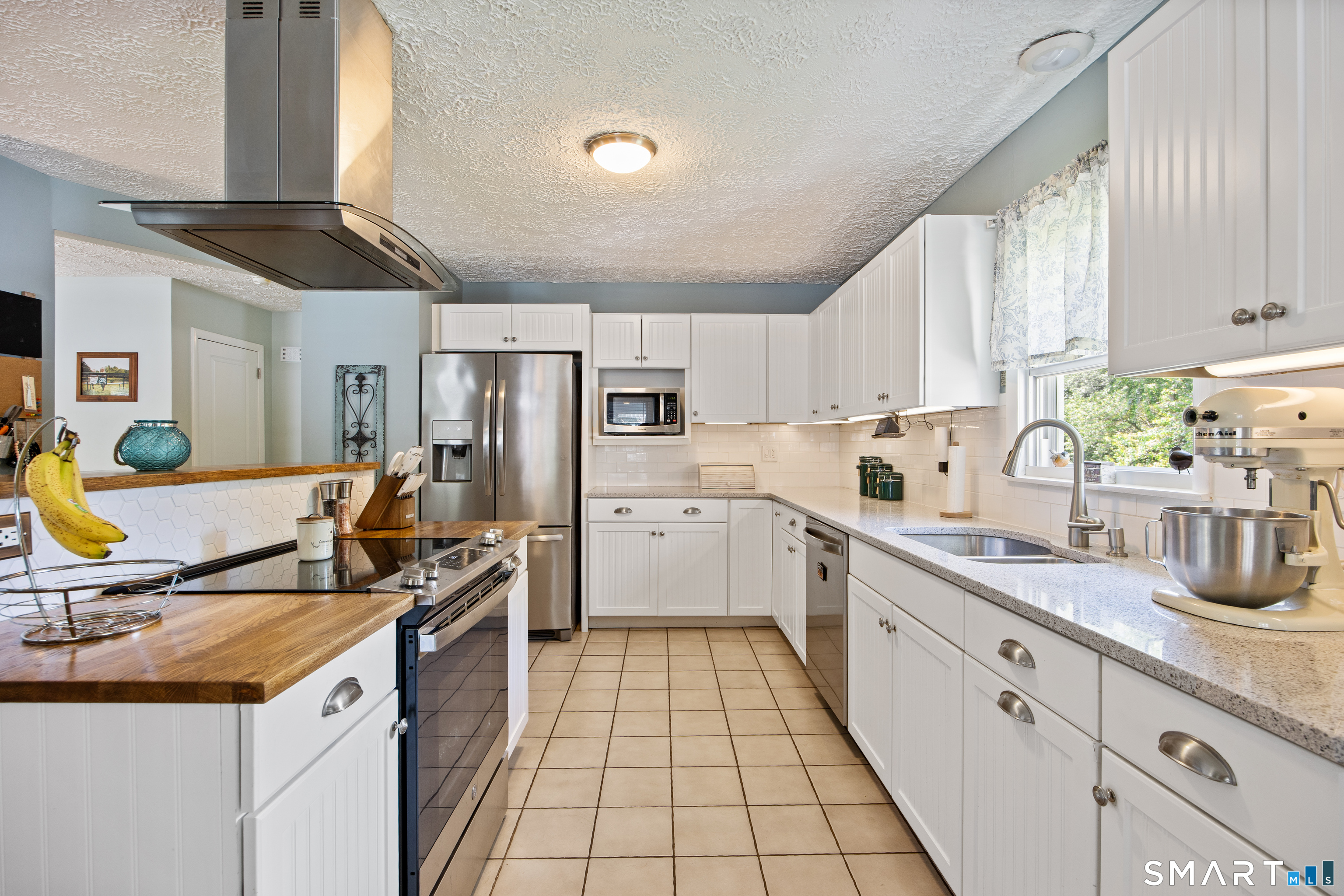 41 Clyde Street Watertown CT 06779