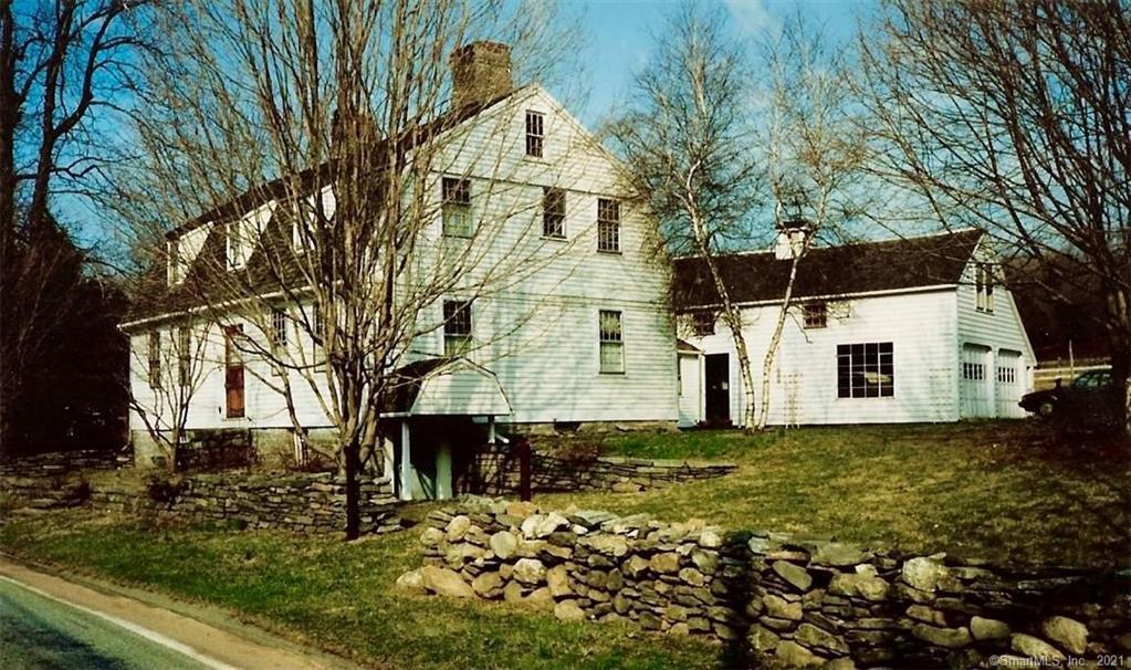 32 Town Street East Haddam CT 06423