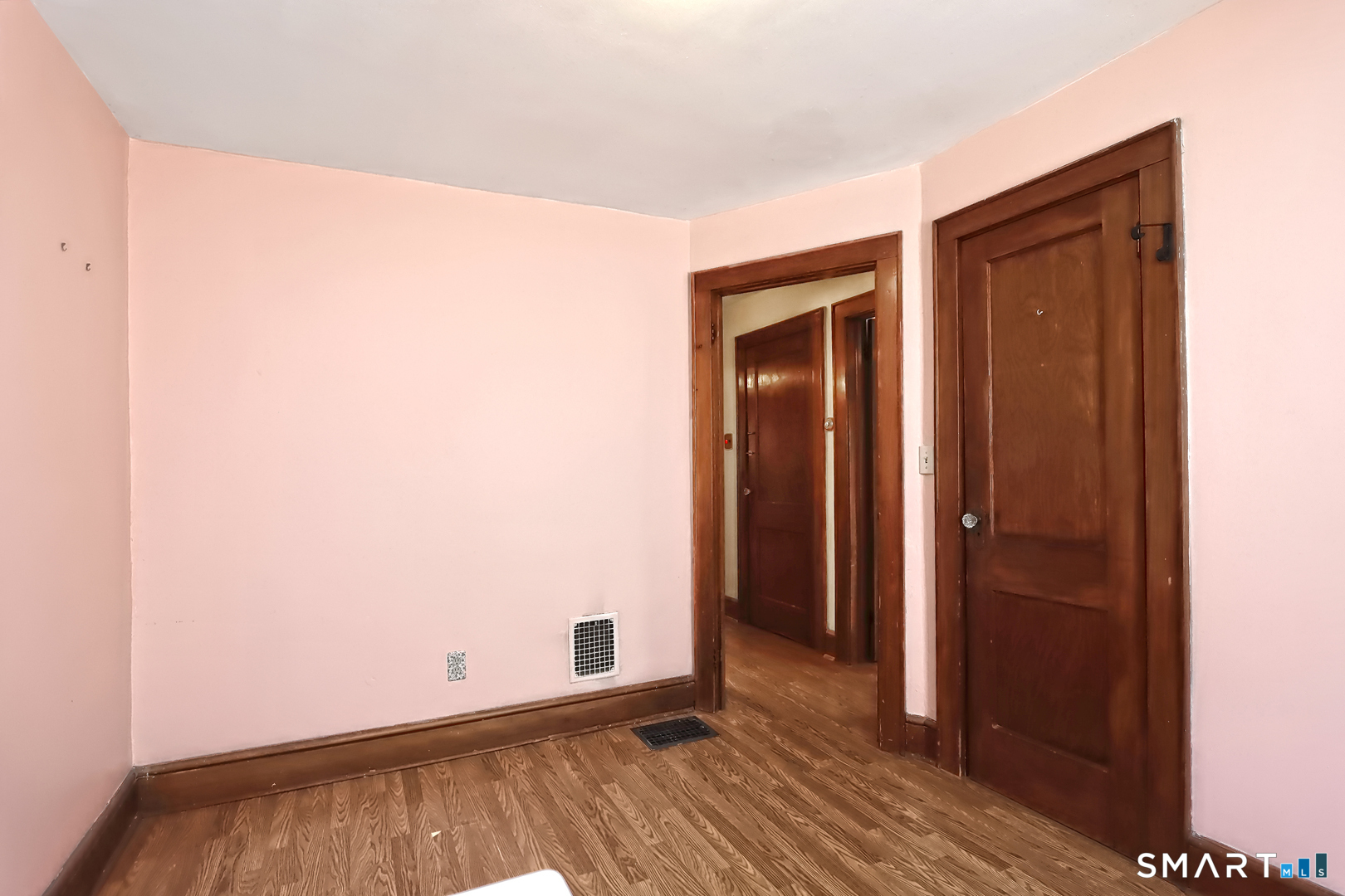293 Pleasantview Avenue Bridgeport CT 06606