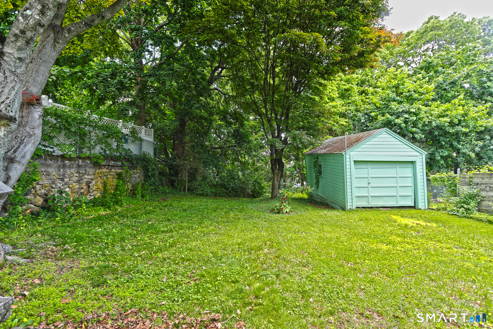 293 Pleasantview Avenue Bridgeport CT 06606