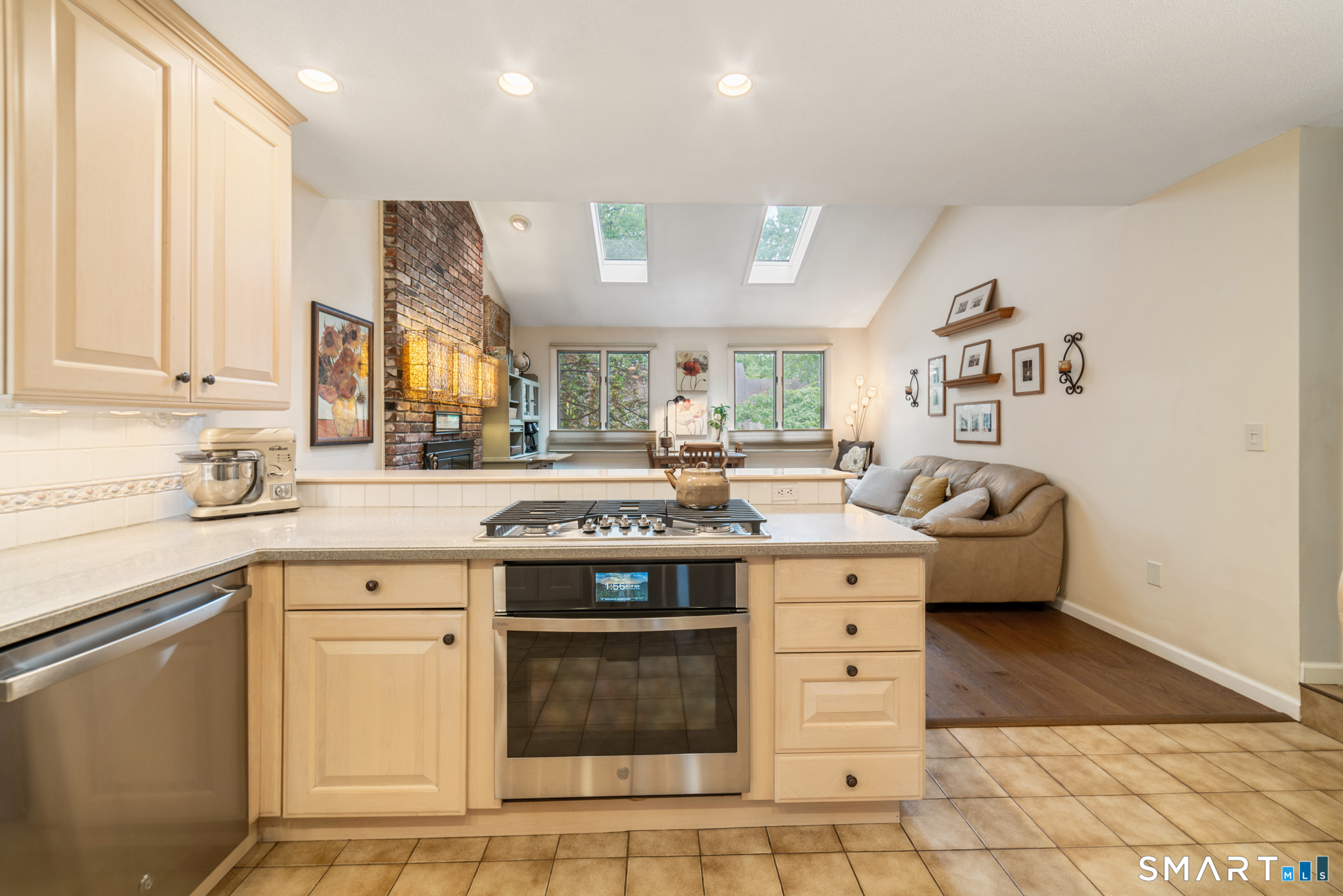 228 Hilltop Drive Southington CT 06489