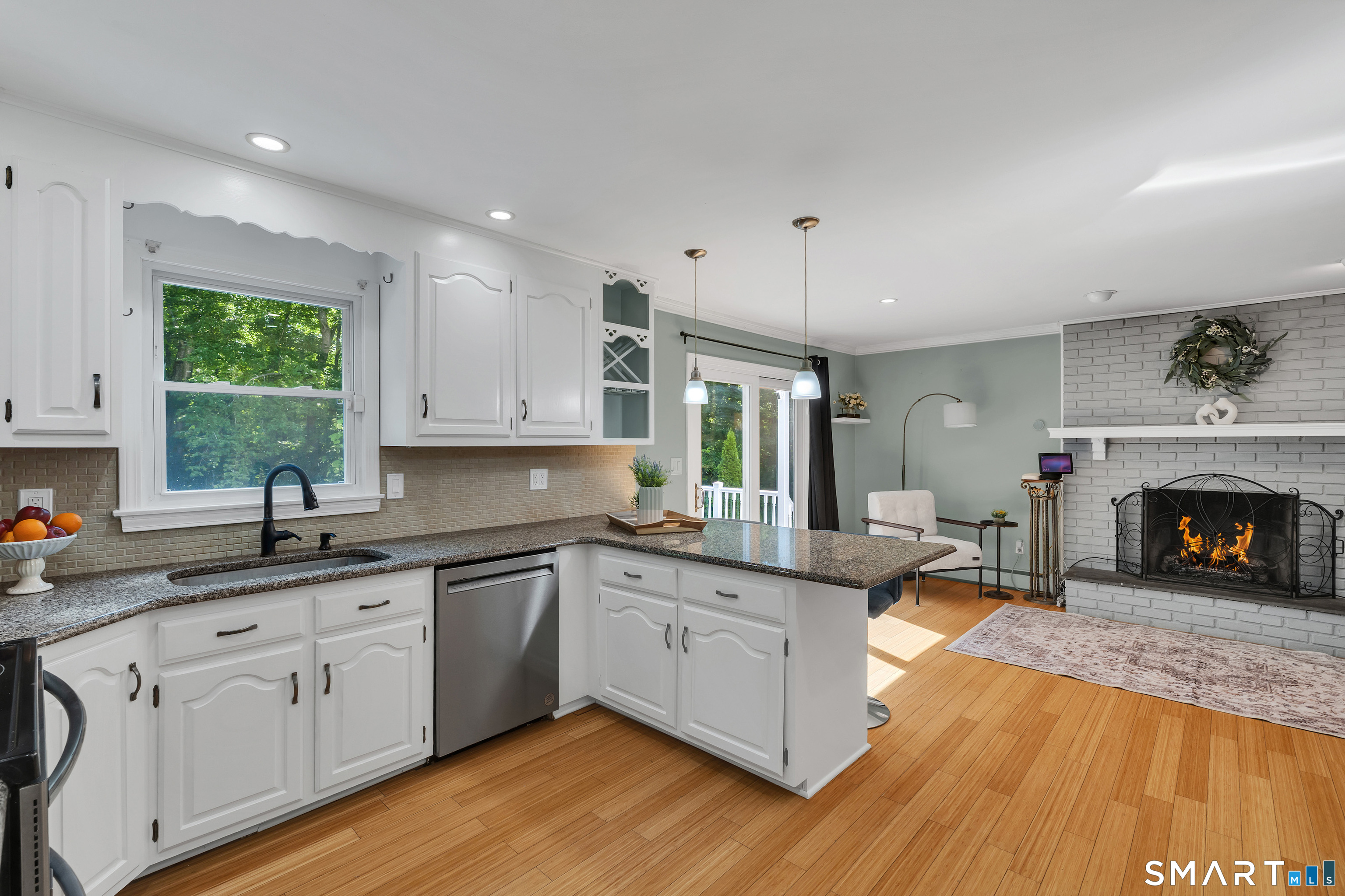 27 Ortega Drive Montville CT 06370