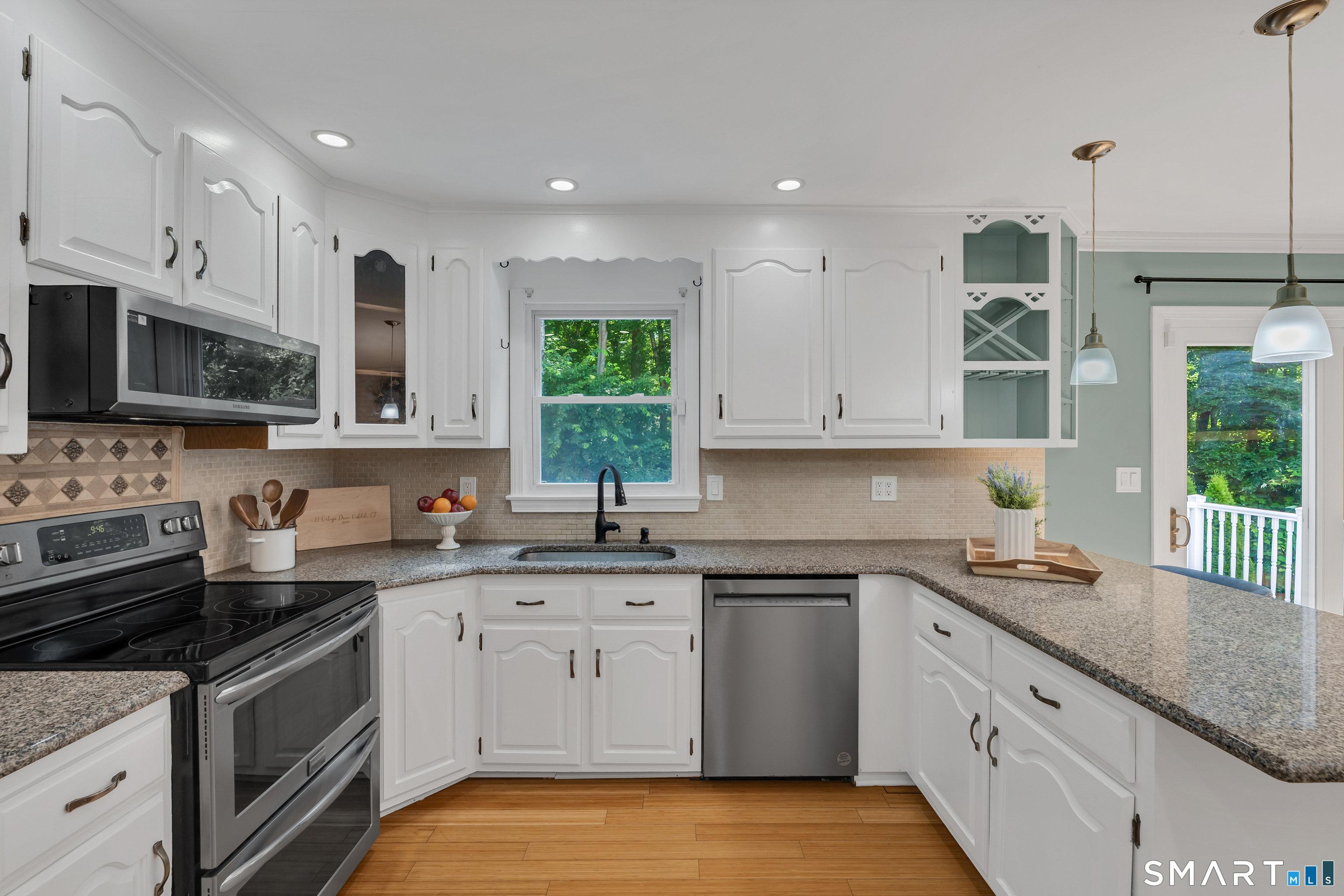 27 Ortega Drive Montville CT 06370