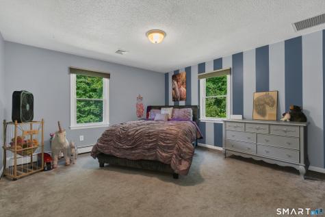 27 Ortega Drive Montville CT 06370