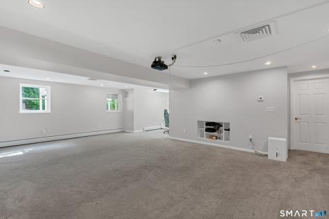 27 Ortega Drive Montville CT 06370